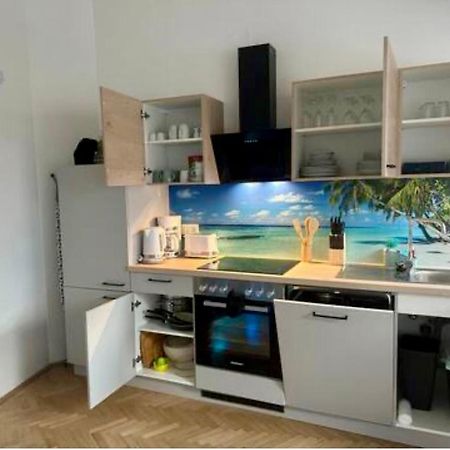 Klimatisiertes Dachgeschoss City Apartment In Zentrum Wiens Viena Exterior foto