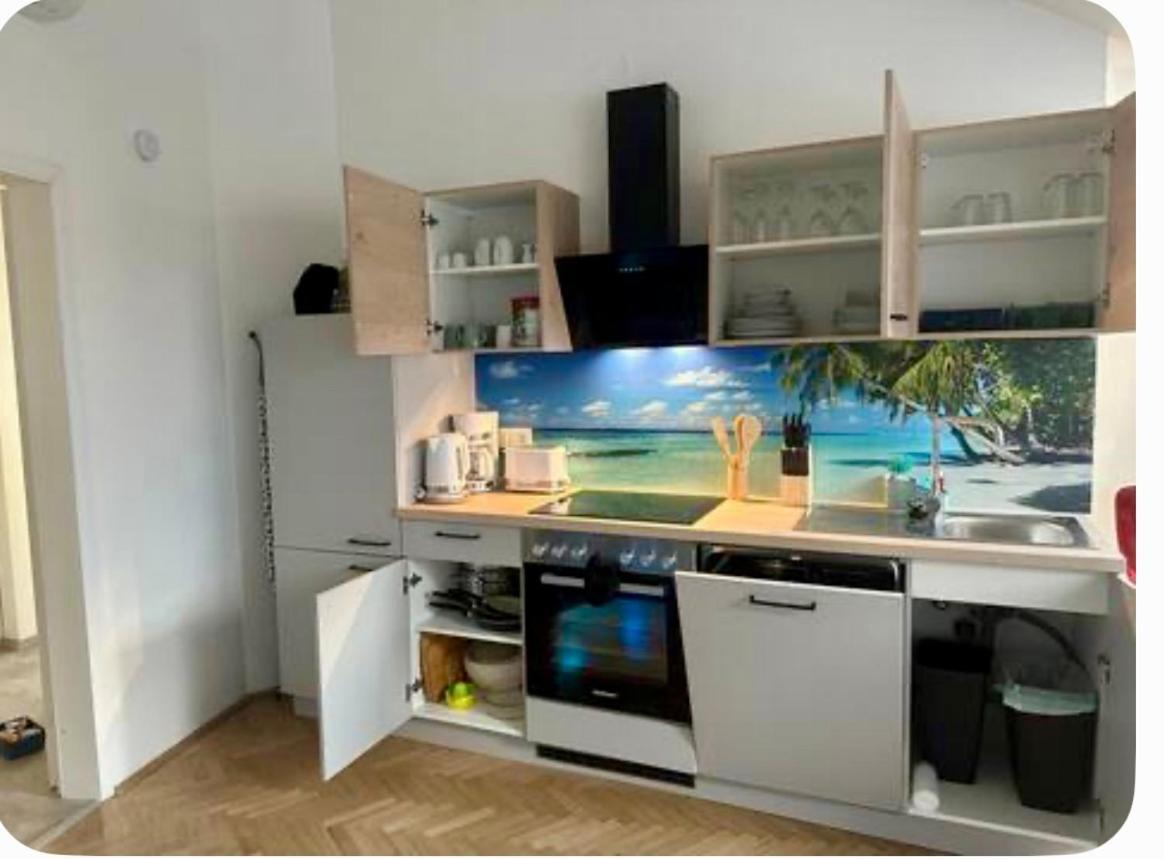 Klimatisiertes Dachgeschoss City Apartment In Zentrum Wiens Viena Exterior foto